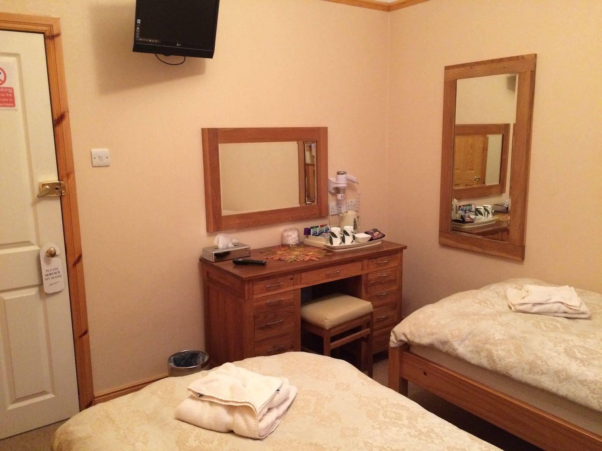 Hebridean Guest House สตอร์โนเวย์ ภายนอก รูปภาพ