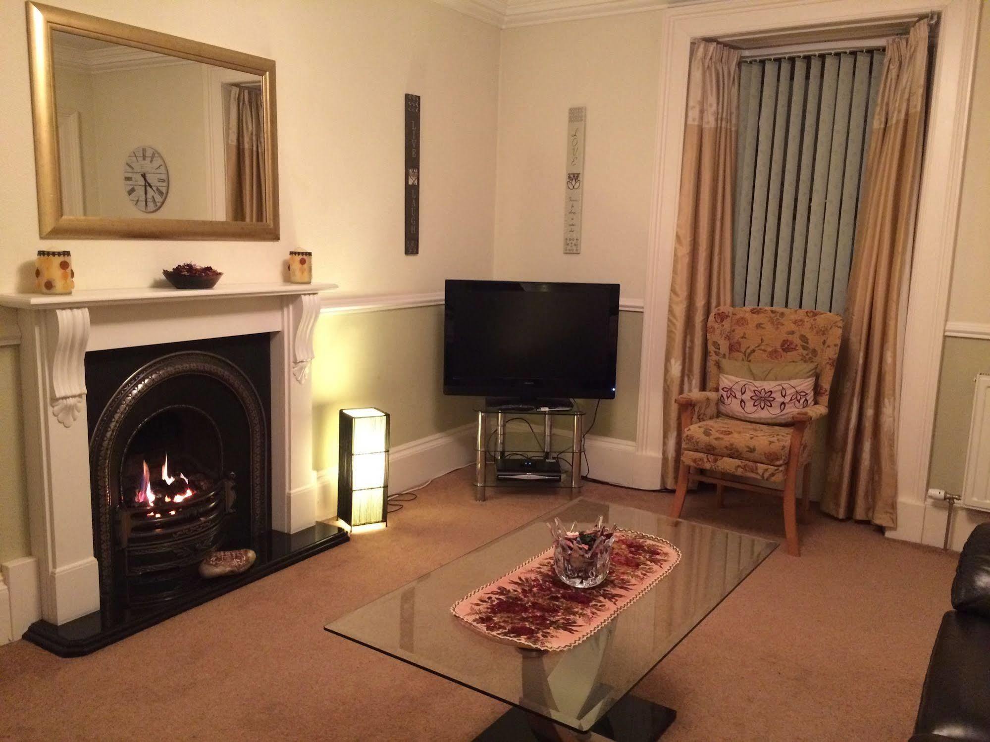Hebridean Guest House สตอร์โนเวย์ ภายนอก รูปภาพ